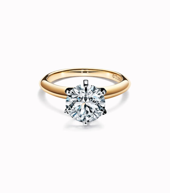 Engagement Ring in 18k Yellow Gold
