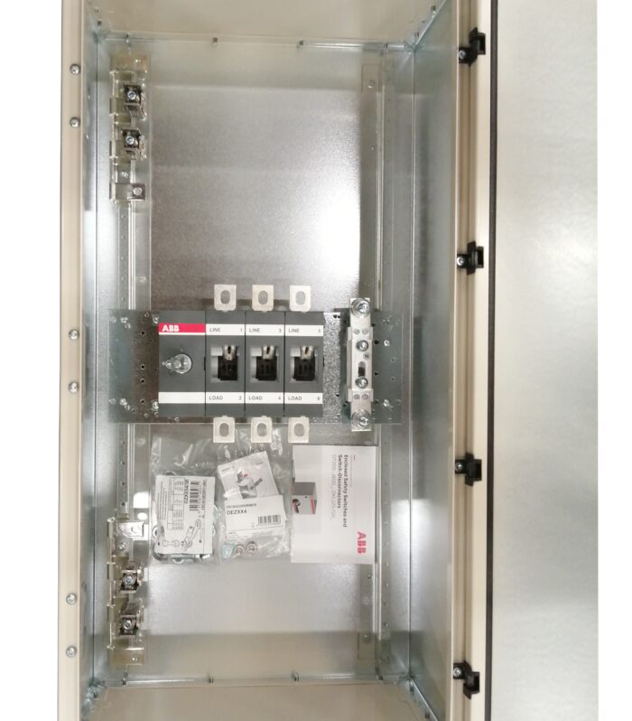 Front Operated Enclosed Switch, Metal Enclosed, 3p, 400A, IP54