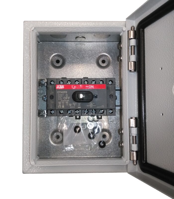 Front Operated Enclosed Switch, Metal Enclosed, 6p, 40A, IP54