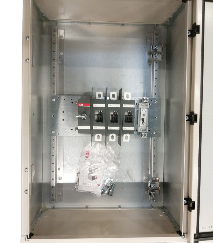 Front Operated Enclosed Switch, Metal Enclosed, 3p, 200A, IP54